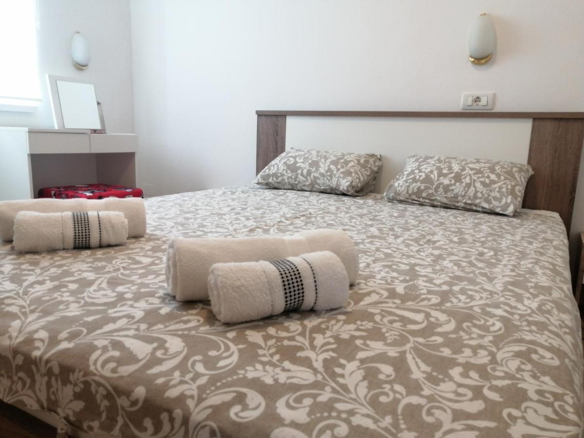 Apartment Layla - Intermezzo With Sea View In Center Of Rabac Eksteriør billede