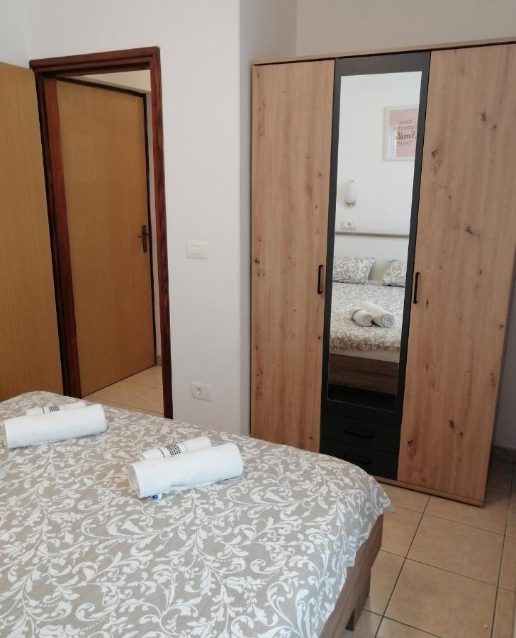 Apartment Layla - Intermezzo With Sea View In Center Of Rabac Eksteriør billede