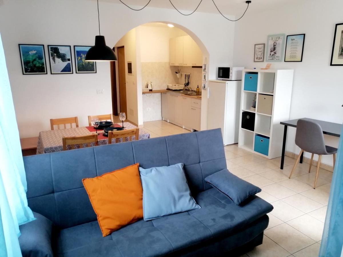 Apartment Layla - Intermezzo With Sea View In Center Of Rabac Eksteriør billede