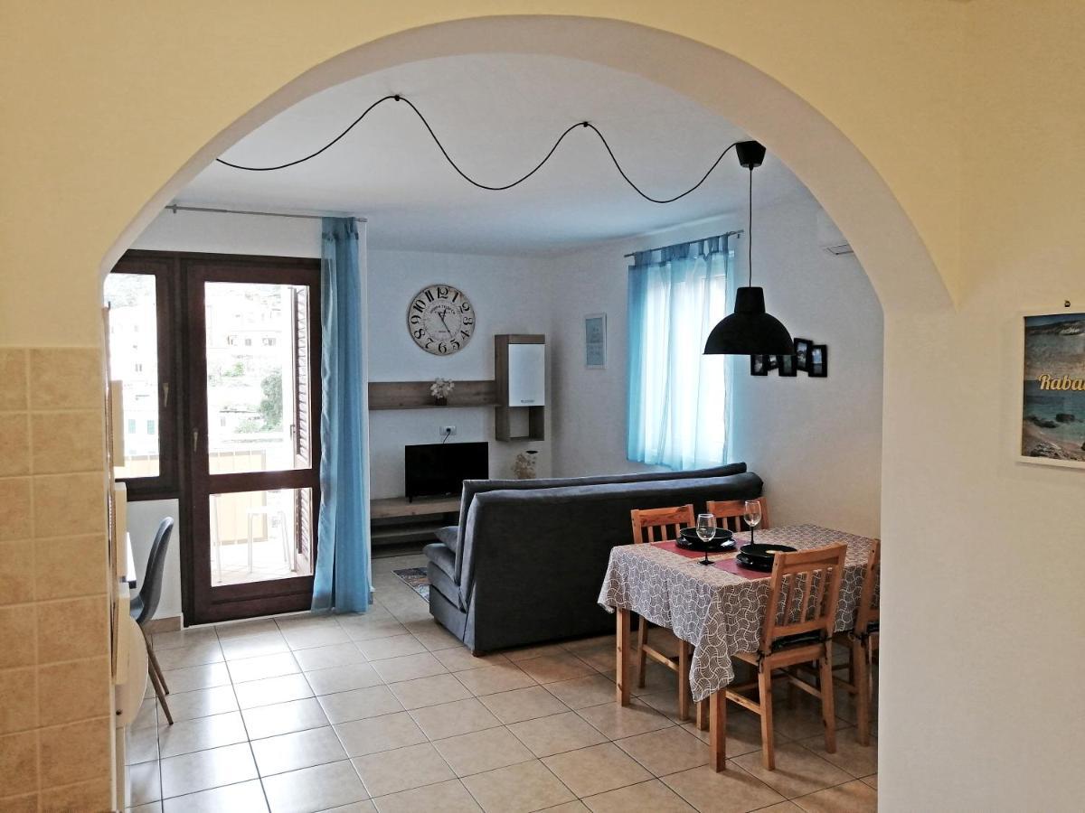 Apartment Layla - Intermezzo With Sea View In Center Of Rabac Eksteriør billede